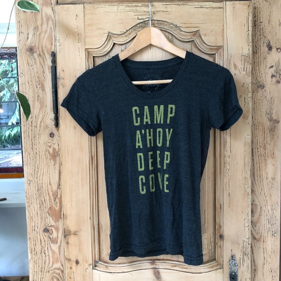 DEEP COVE A'HOY T-SHIRT - Picture 1 of 3